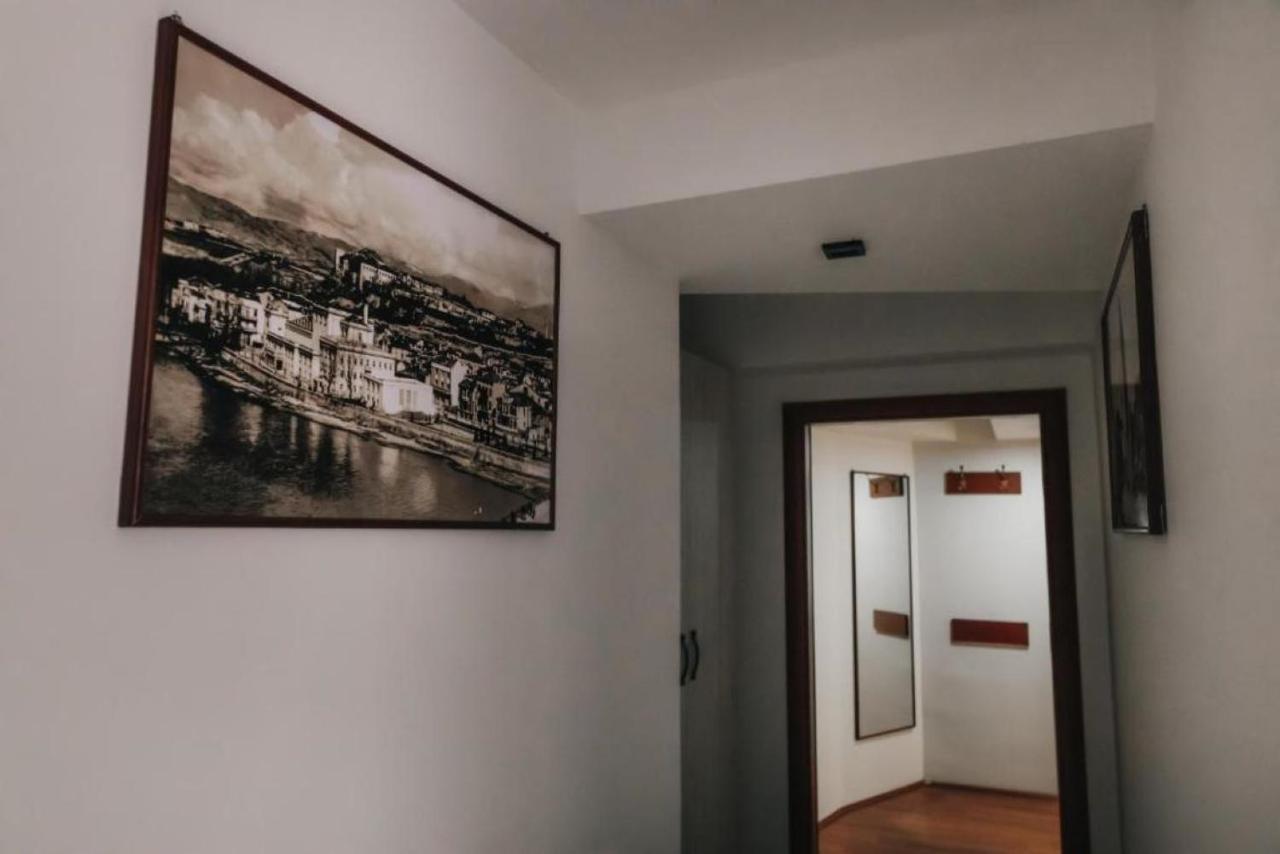 Hotel Castrum Skopje Esterno foto