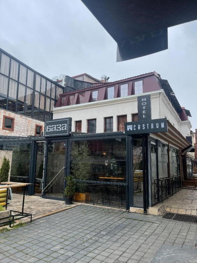 Hotel Castrum Skopje Esterno foto